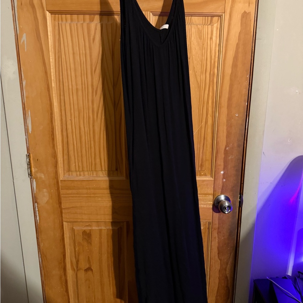 Emerald Black Sleeveless Dress